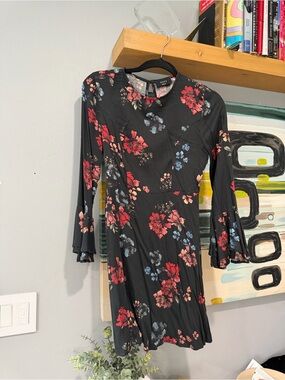 Vici Black Floral Long-Sleeve Ruffle-Hem Dress
